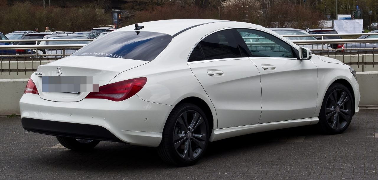 Mercedes-Benz CLA 180