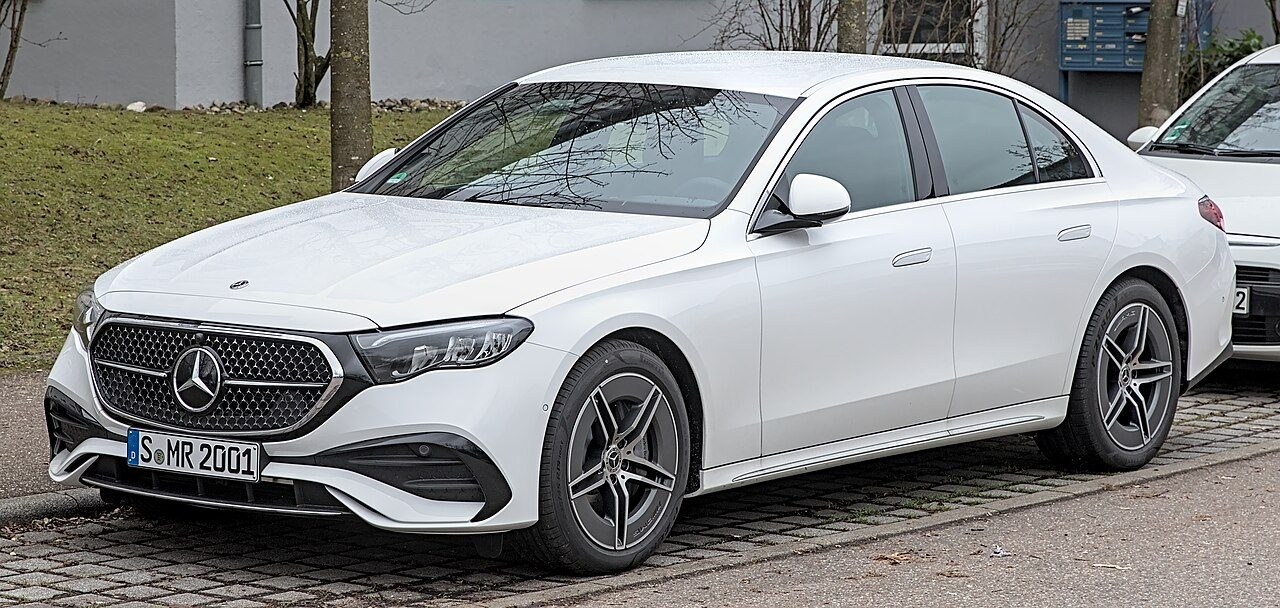 Mercedes-Benz E-Klasse E 200